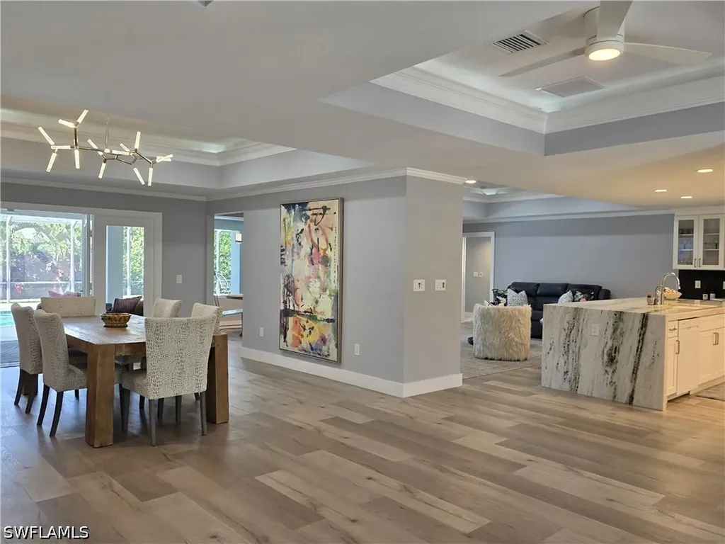 557 Parkwood Lane Naples FL 34103