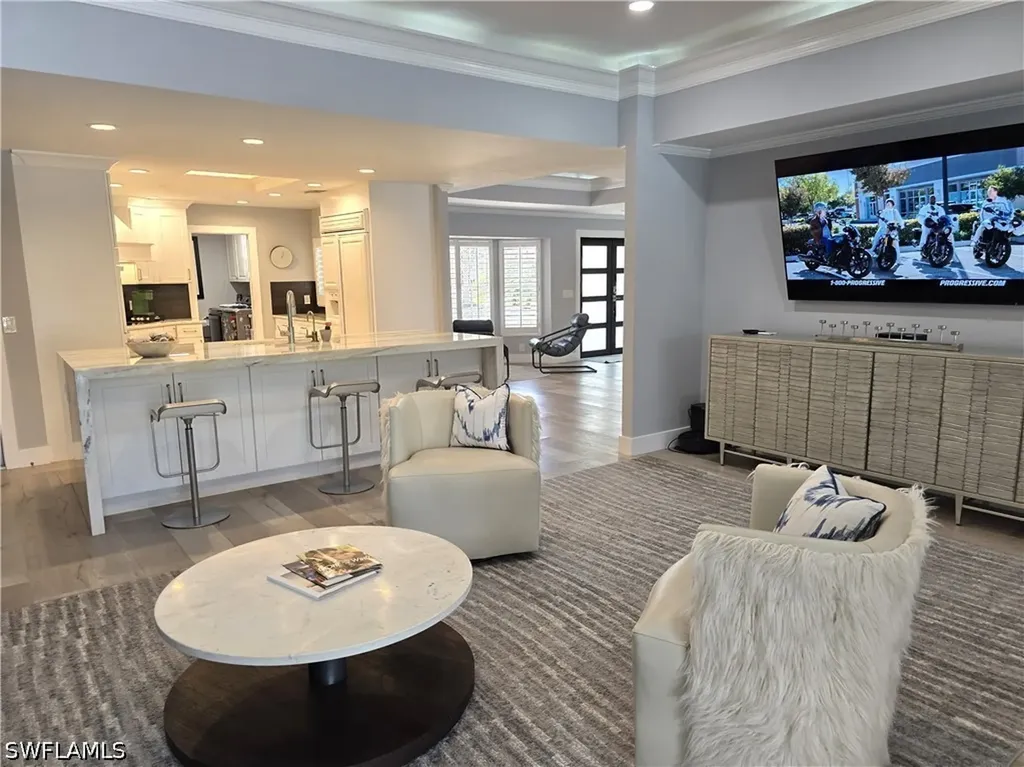 557 Parkwood Lane Naples FL 34103