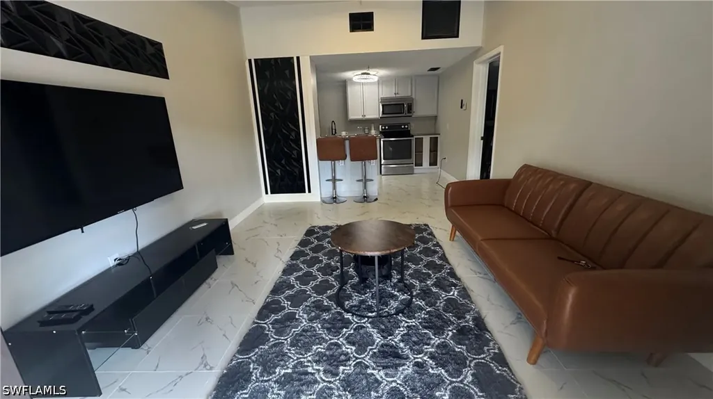 5222 Treetops Drive Naples FL 34113