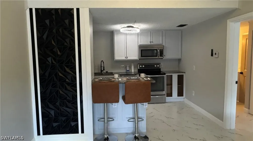 5222 Treetops Drive Naples FL 34113