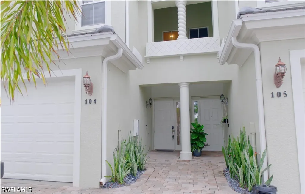 1395 Mariposa Circle Naples FL 34105