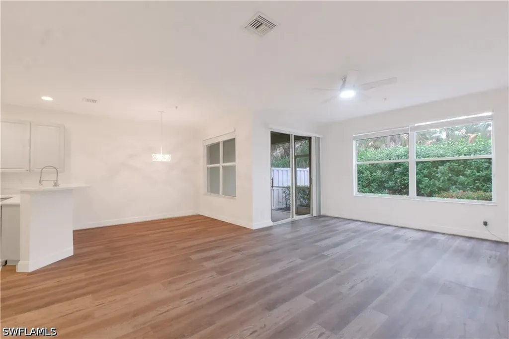1395 Mariposa Circle Naples FL 34105