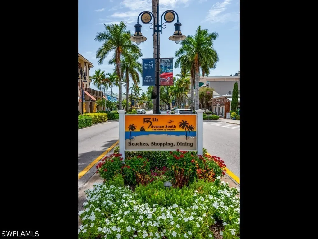 705 10th Street S Naples FL 34102