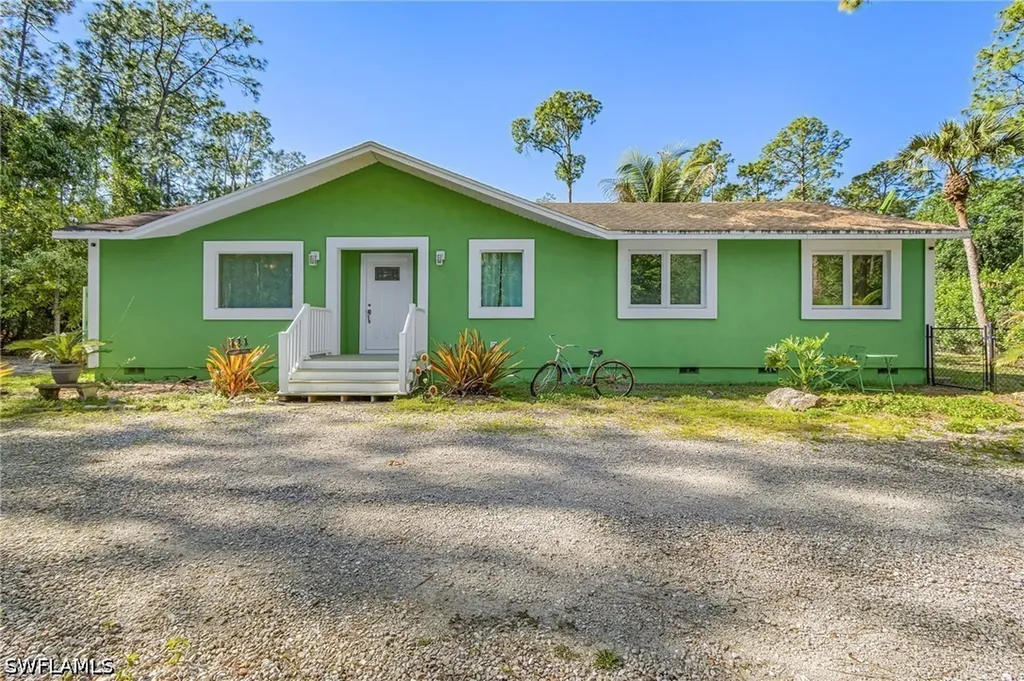 Naples FL, 4870 Hawthorn Woods Way