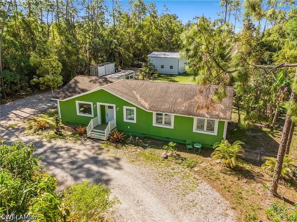 4870 Hawthorn Woods Way Naples FL 34116