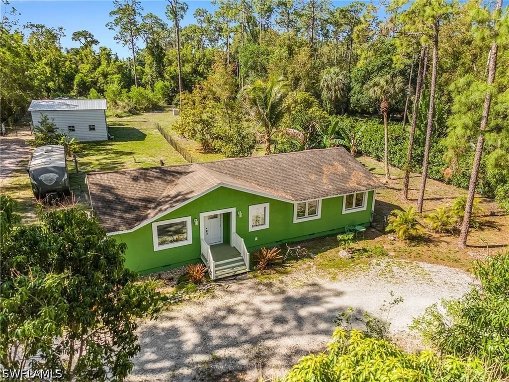 4870 Hawthorn Woods Way Naples FL 34116