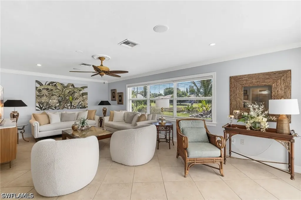 1904 Countess Court Naples FL 34110
