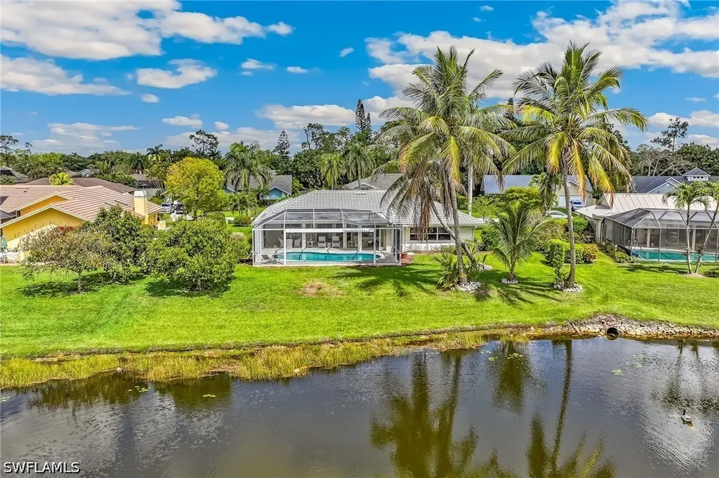 1904 Countess Court Naples FL 34110