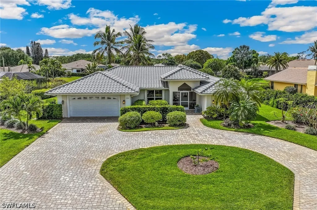1904 Countess Court Naples FL 34110