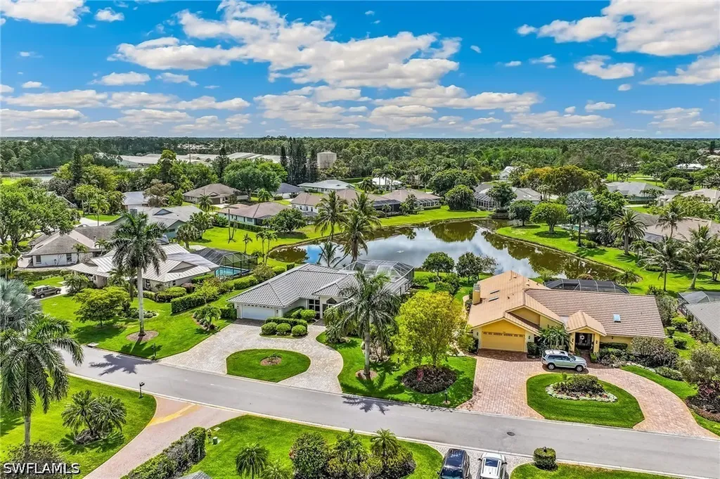1904 Countess Court Naples FL 34110