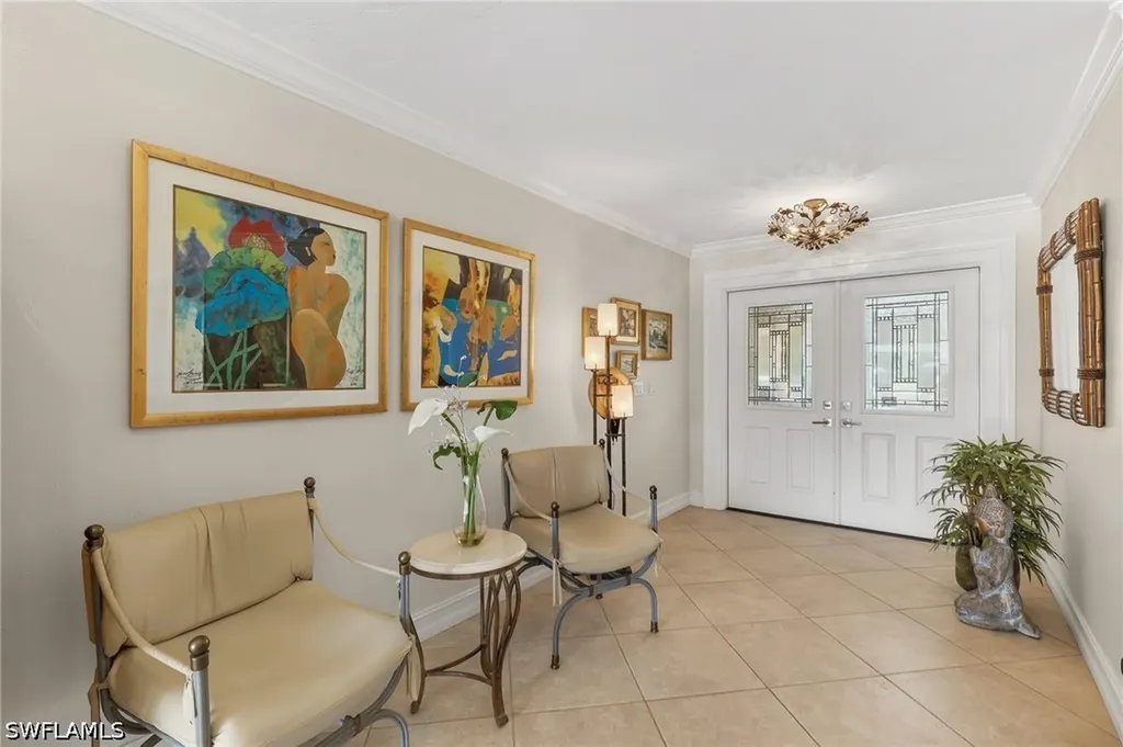1904 Countess Court Naples FL 34110