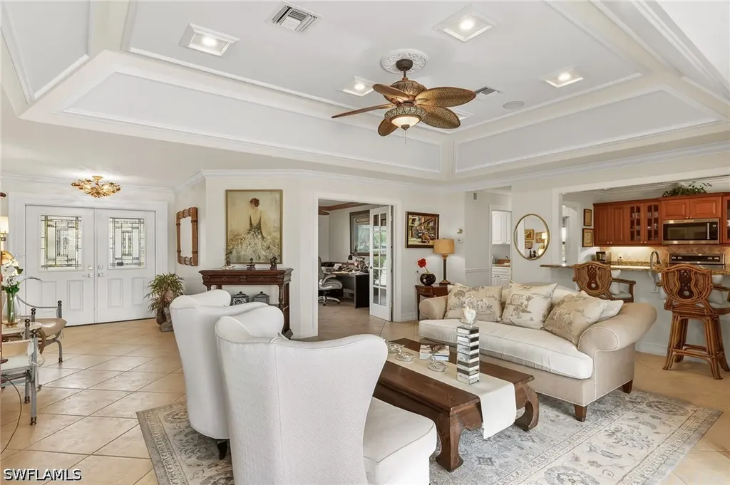 1904 Countess Court Naples FL 34110