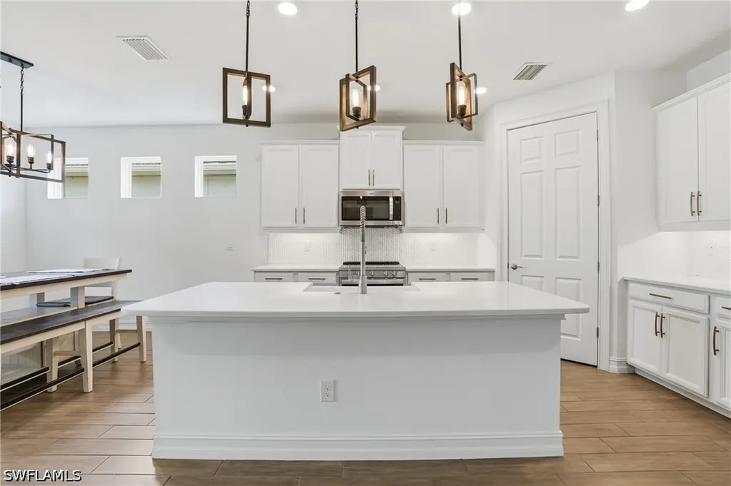 28032 Captiva Shell Loop Bonita Springs FL 34135