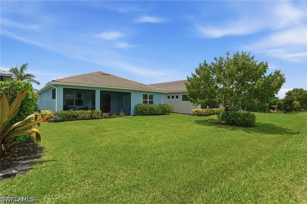 28032 Captiva Shell Loop Bonita Springs FL 34135