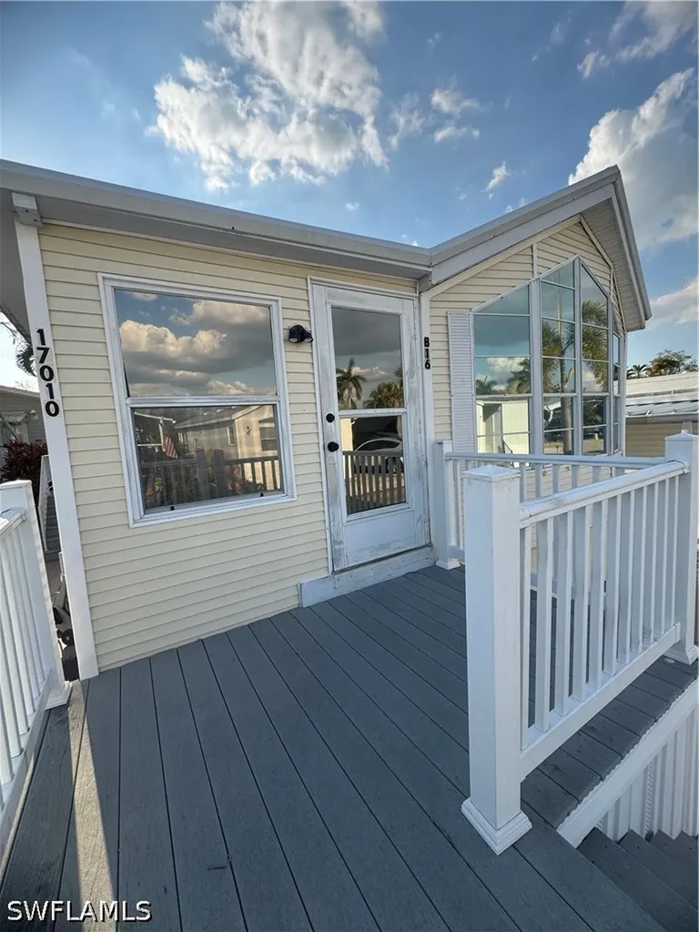 17010 Puppy Dog Drive Fort Myers FL 33908