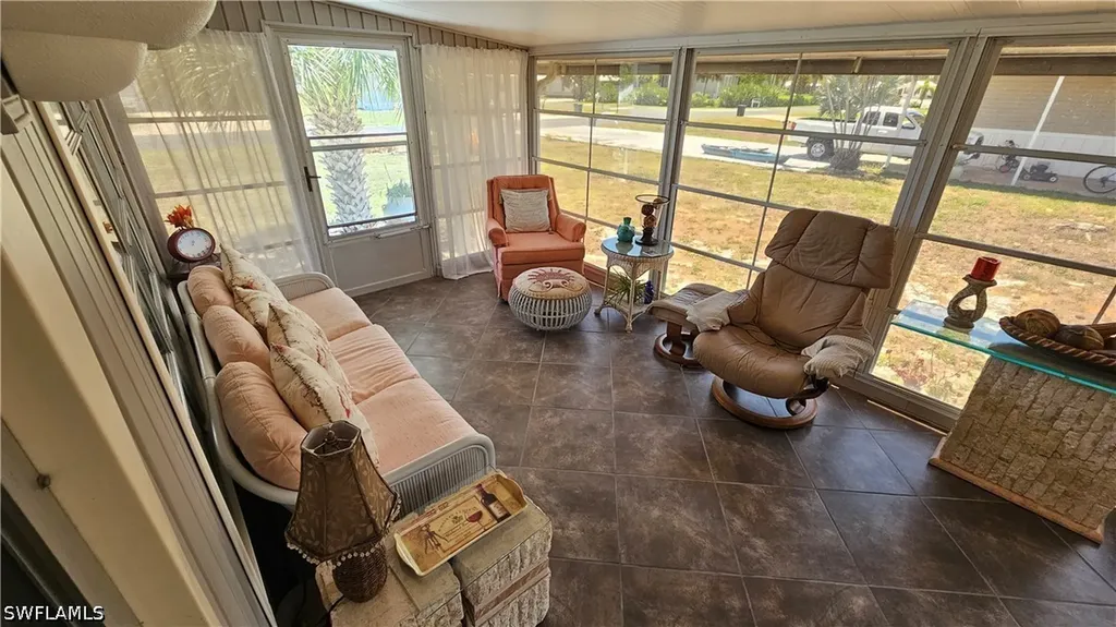 27432 Rue Viauv Avenue Bonita Springs FL 34135