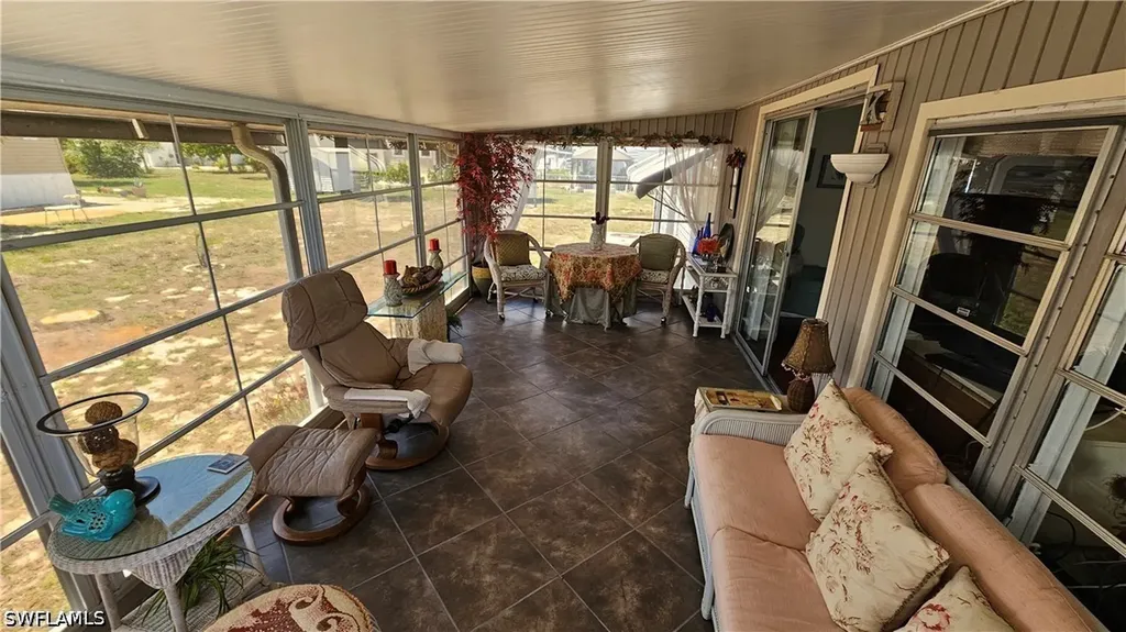 27432 Rue Viauv Avenue Bonita Springs FL 34135
