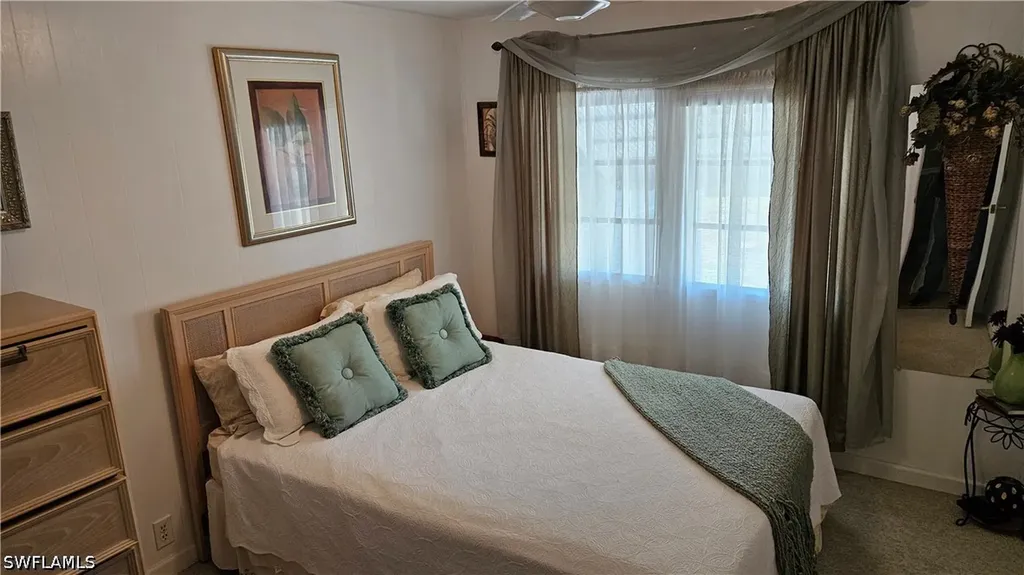 27432 Rue Viauv Avenue Bonita Springs FL 34135