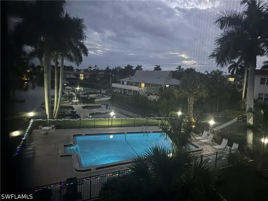 1666 Osprey Avenue Naples FL 34102