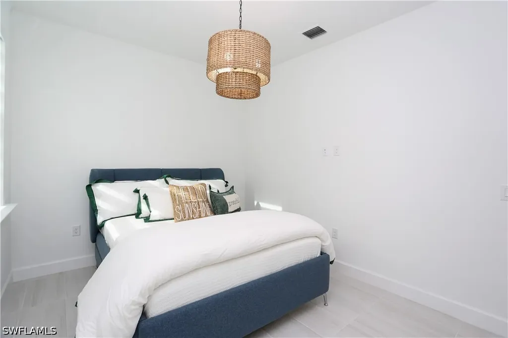 1937 Yellowfin Circle Naples FL 34114