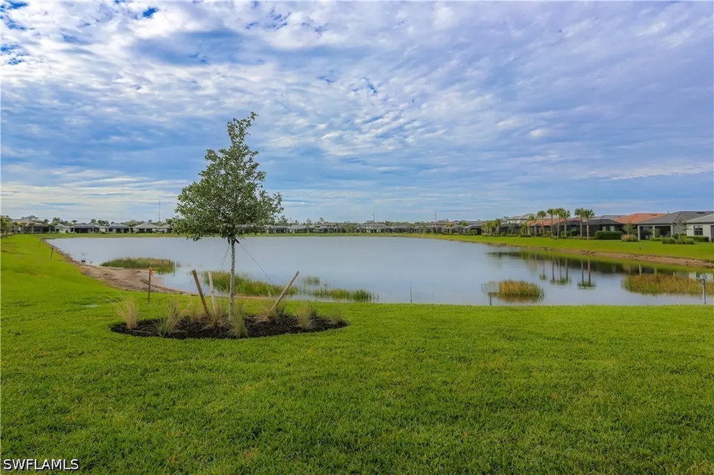 1937 Yellowfin Circle Naples FL 34114