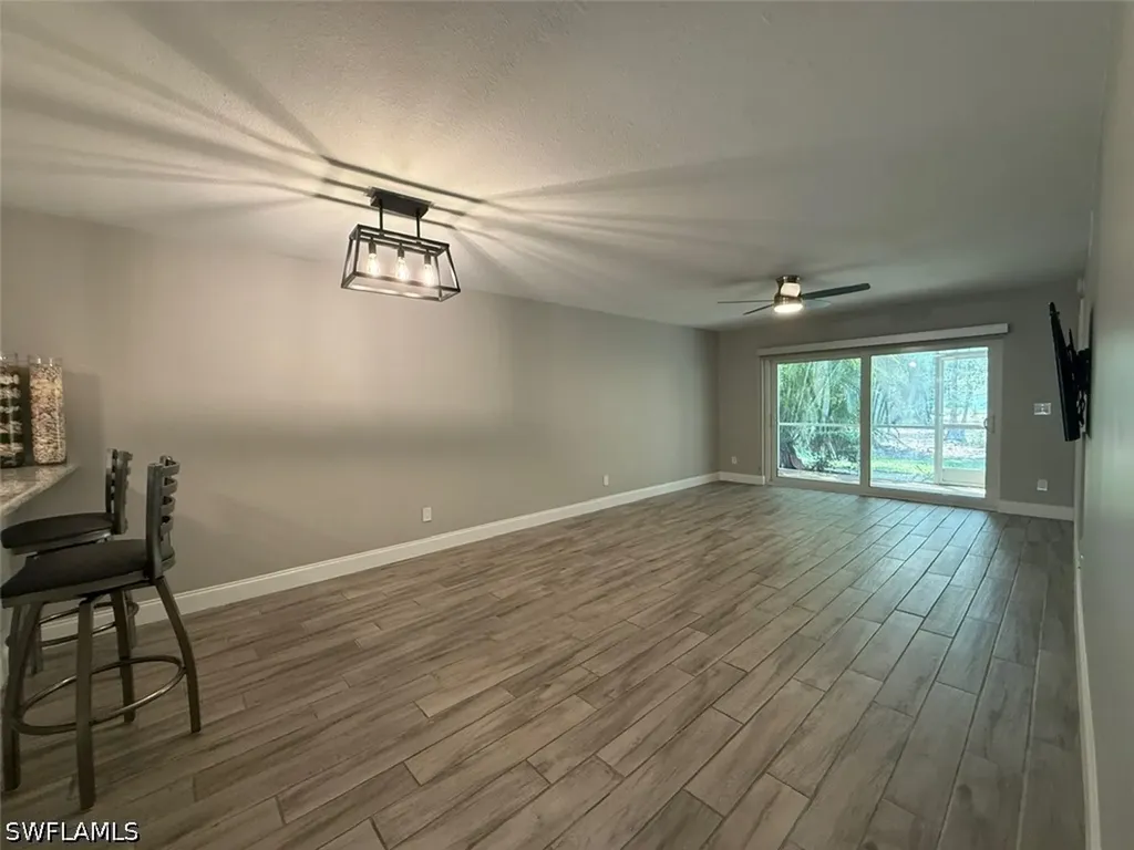 3451 County Barn Road Naples FL 34112