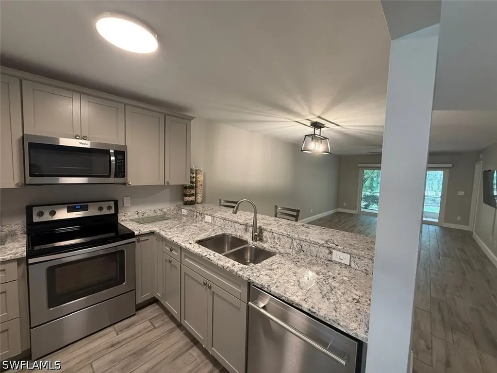3451 County Barn Road Naples FL 34112