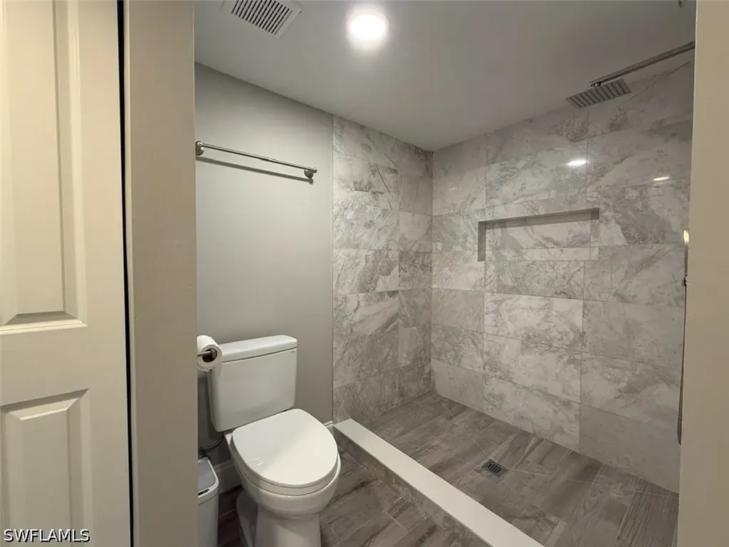 3451 County Barn Road Naples FL 34112