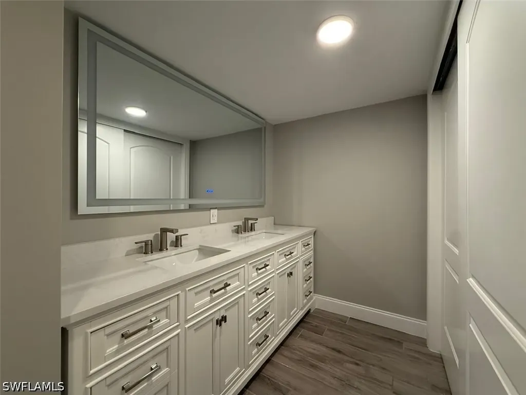 3451 County Barn Road Naples FL 34112