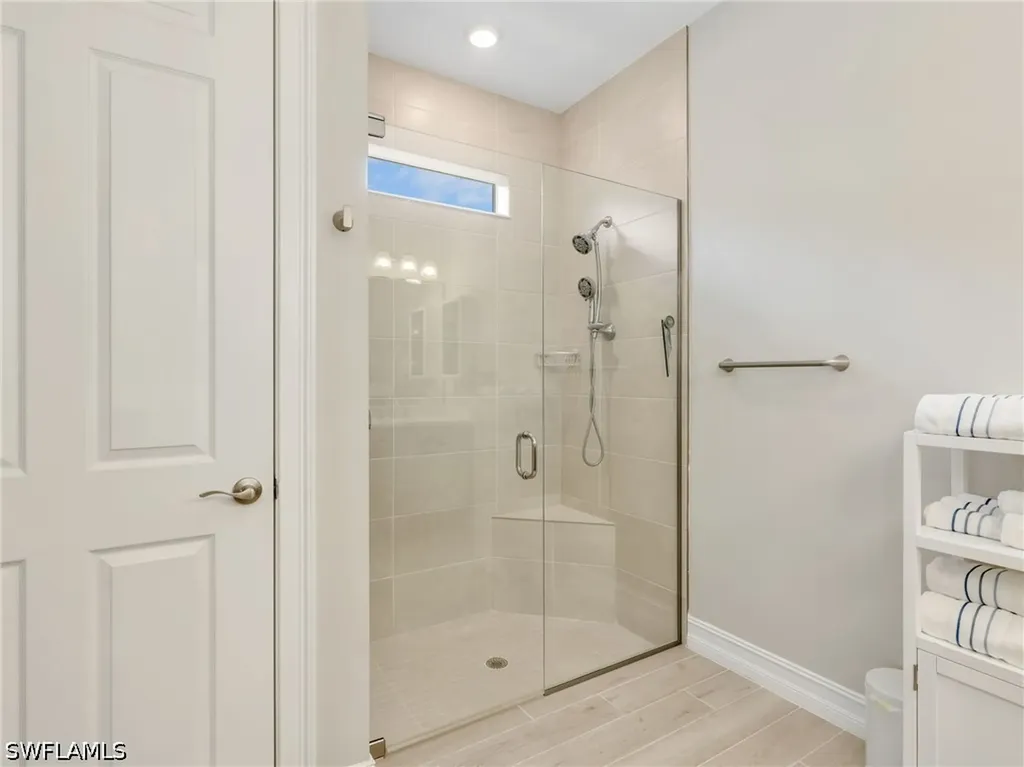 323 Tamarindo Lane Naples FL 34114