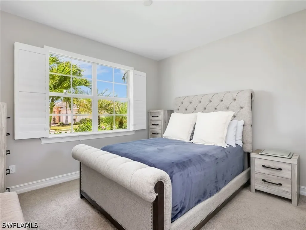 323 Tamarindo Lane Naples FL 34114