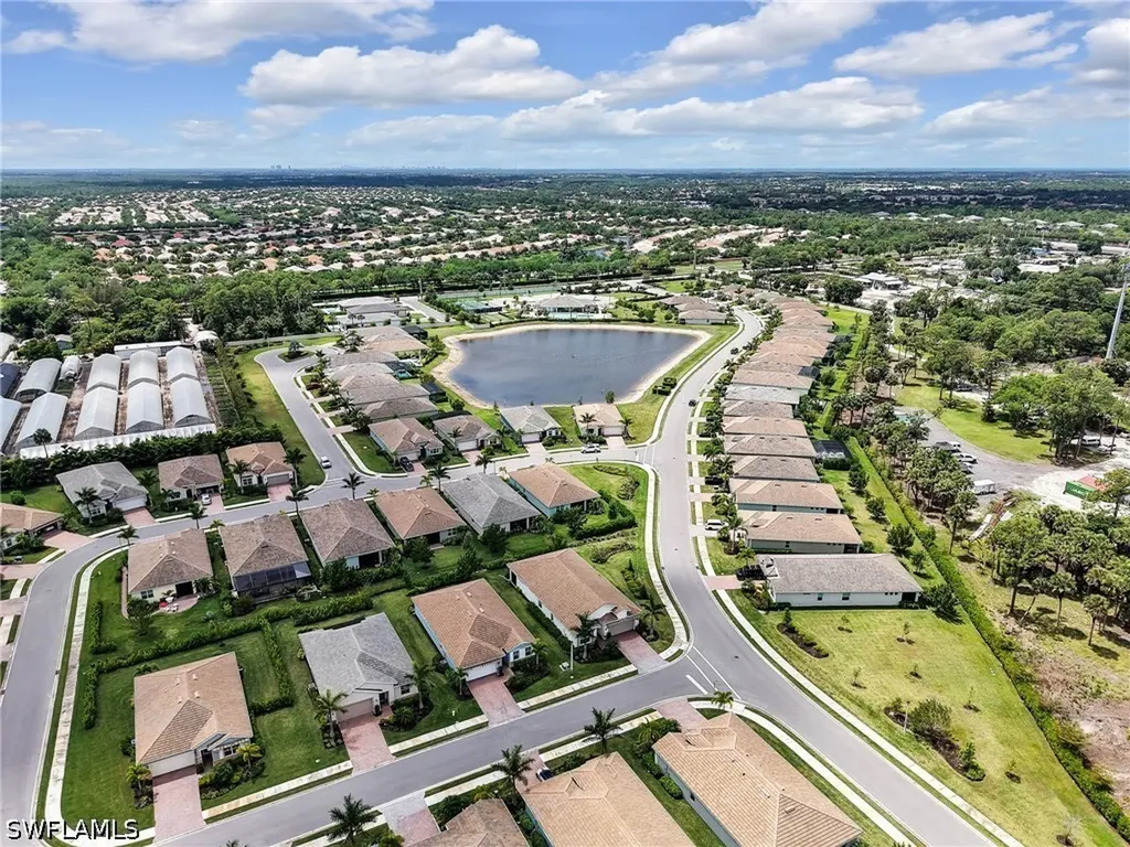 323 Tamarindo Lane Naples FL 34114