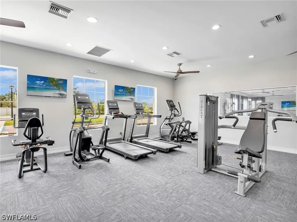 323 Tamarindo Lane Naples FL 34114