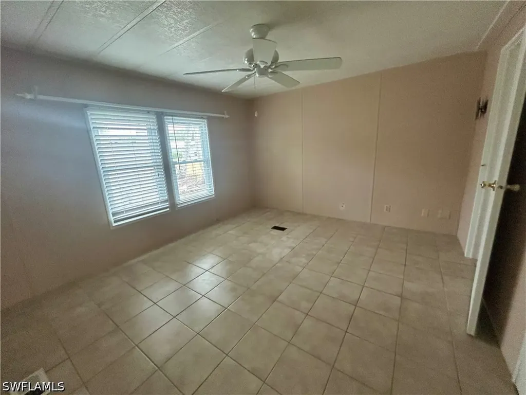 130 Grassy Key Lane Naples FL 34114