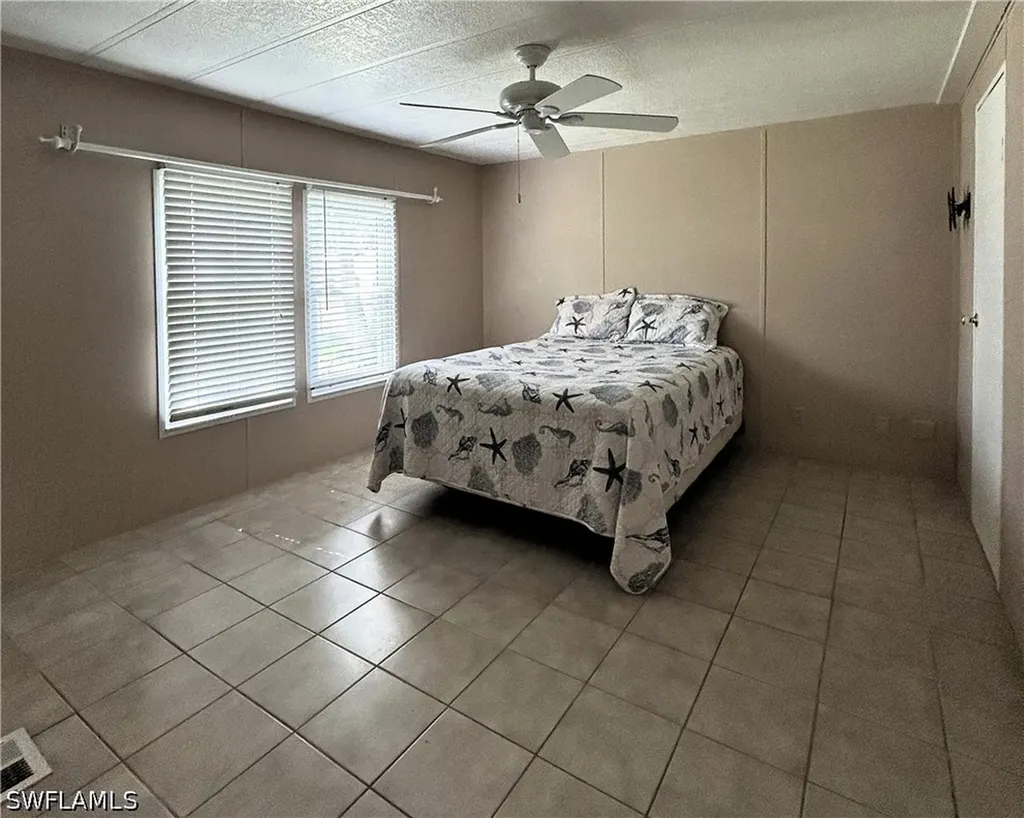 130 Grassy Key Lane Naples FL 34114