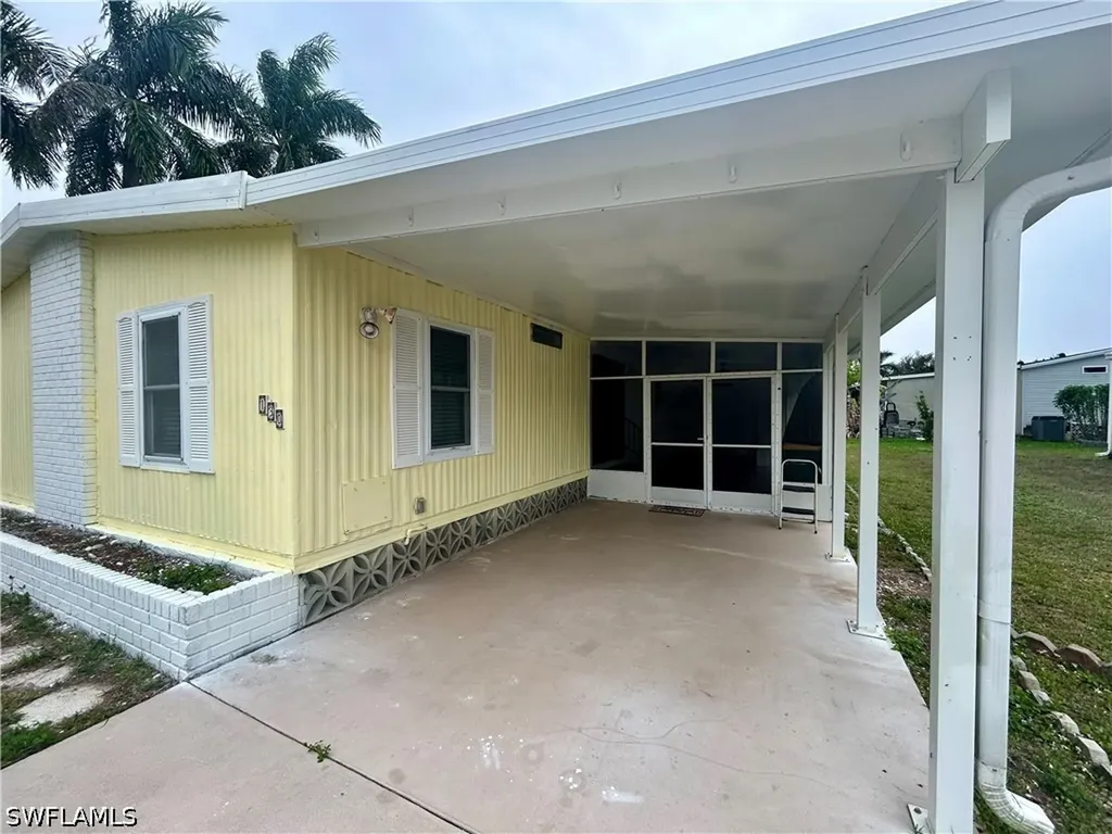 130 Grassy Key Lane Naples FL 34114