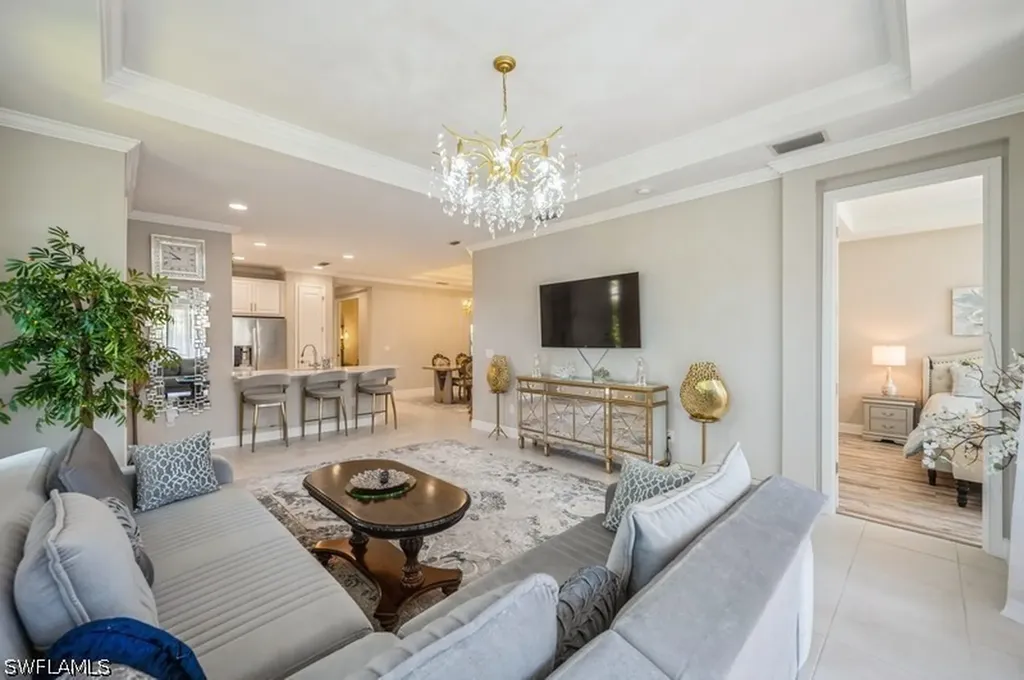 8070 Calle Canovas Street Naples FL 34114