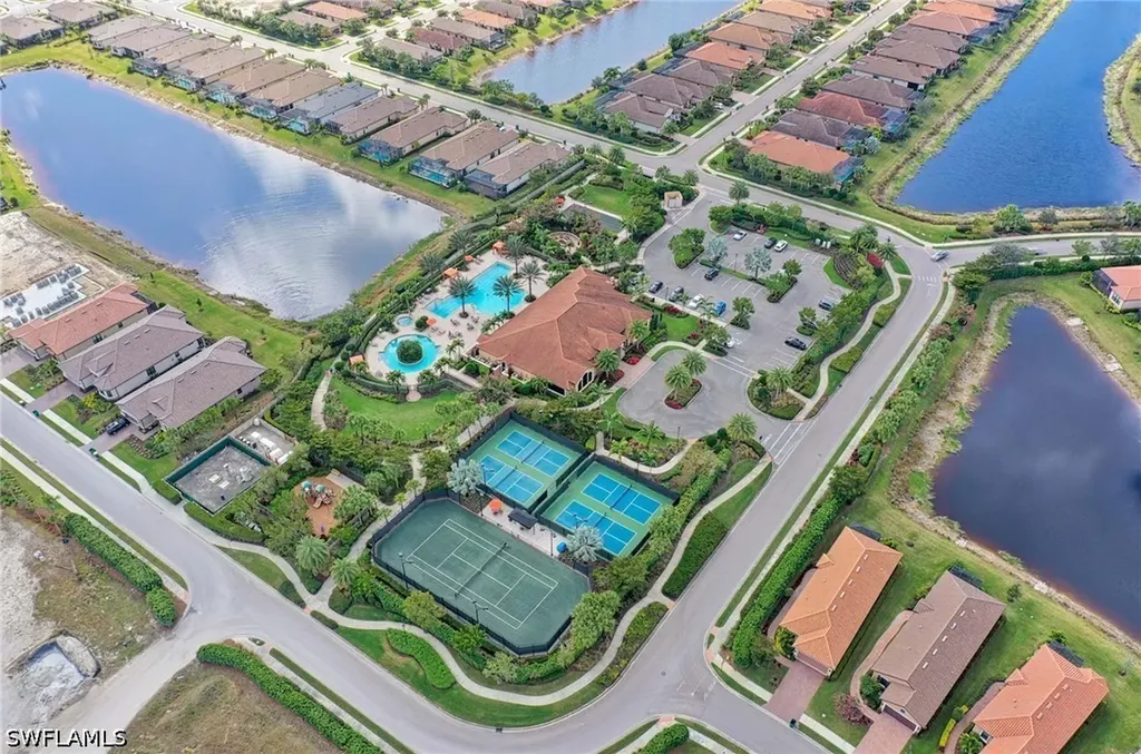 8070 Calle Canovas Street Naples FL 34114