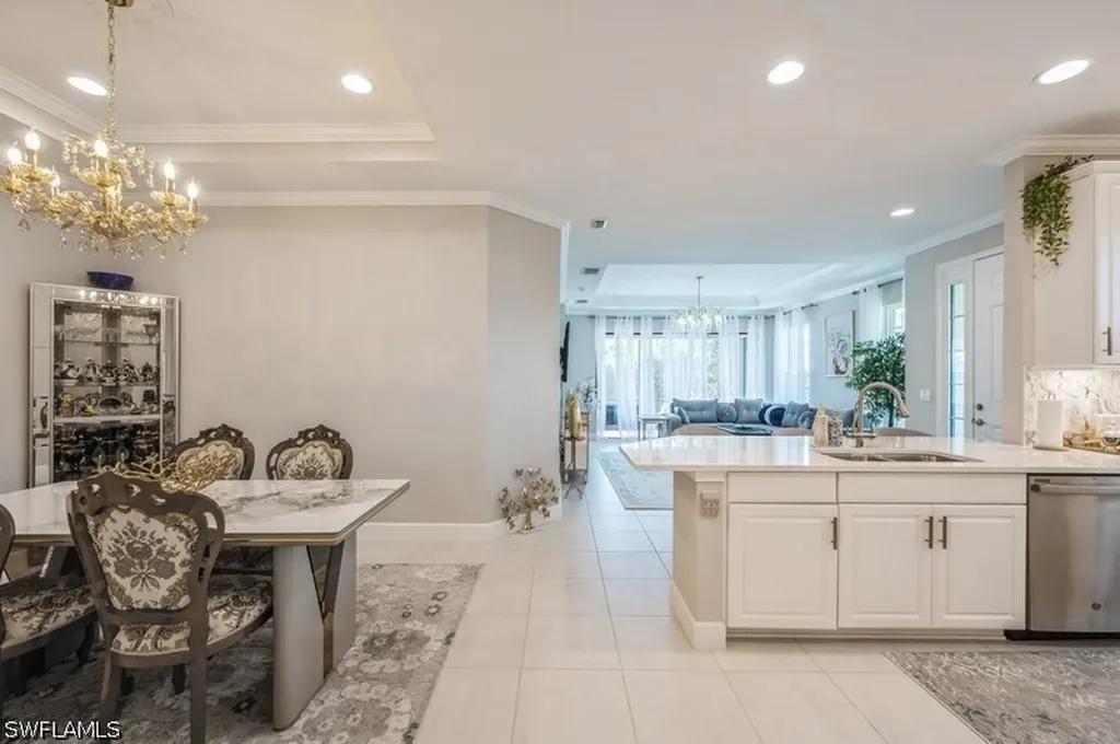 8070 Calle Canovas Street Naples FL 34114