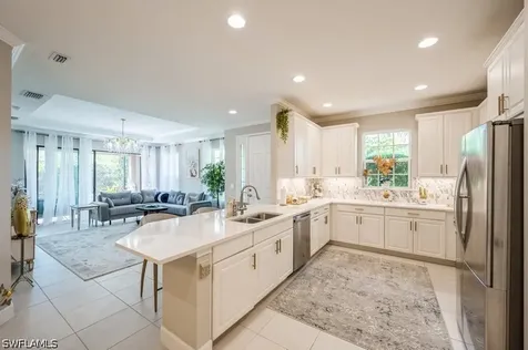 8070 Calle Canovas Street Naples FL 34114