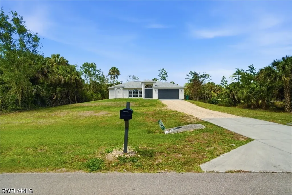 3441 4th Avenue NE Naples FL 34120