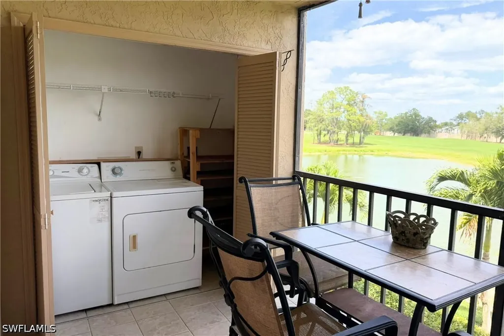 7360 Saint Ives Way Naples FL 34104