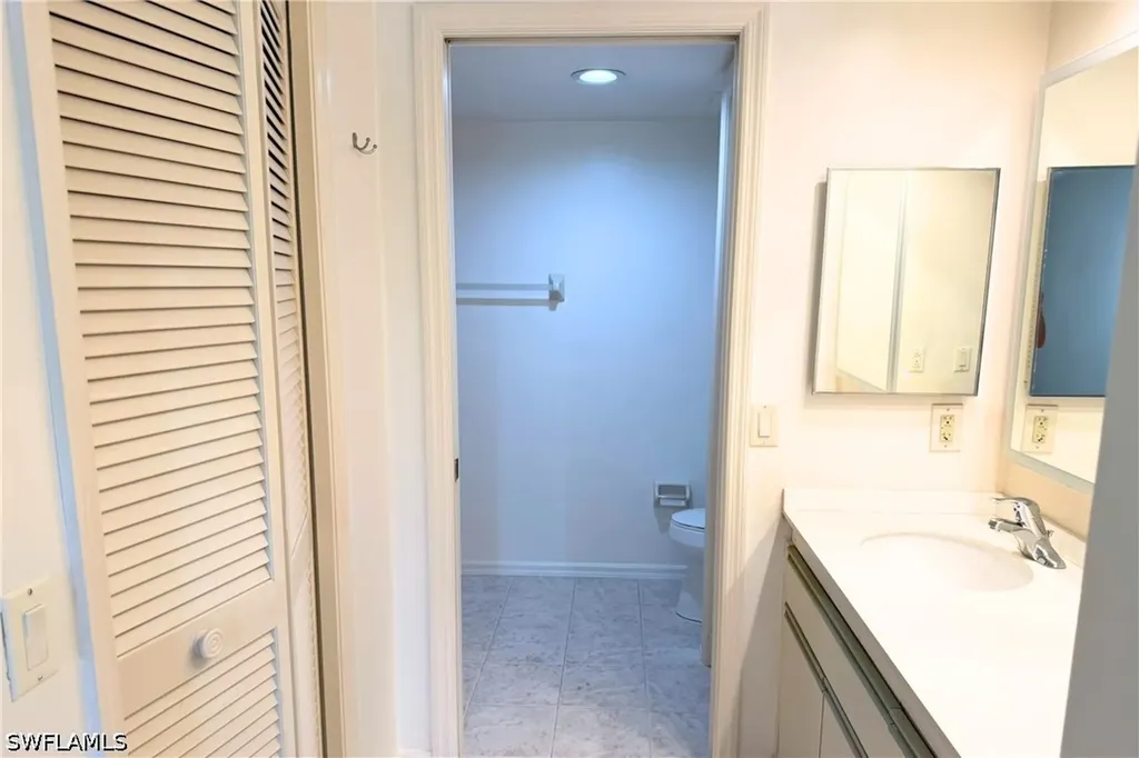 7360 Saint Ives Way Naples FL 34104