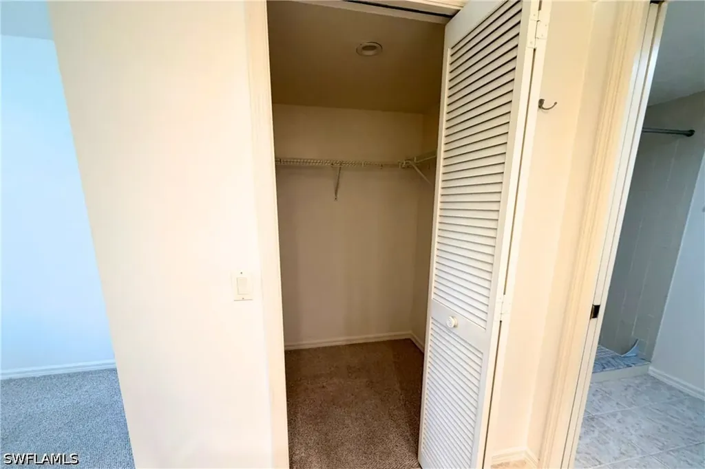 7360 Saint Ives Way Naples FL 34104