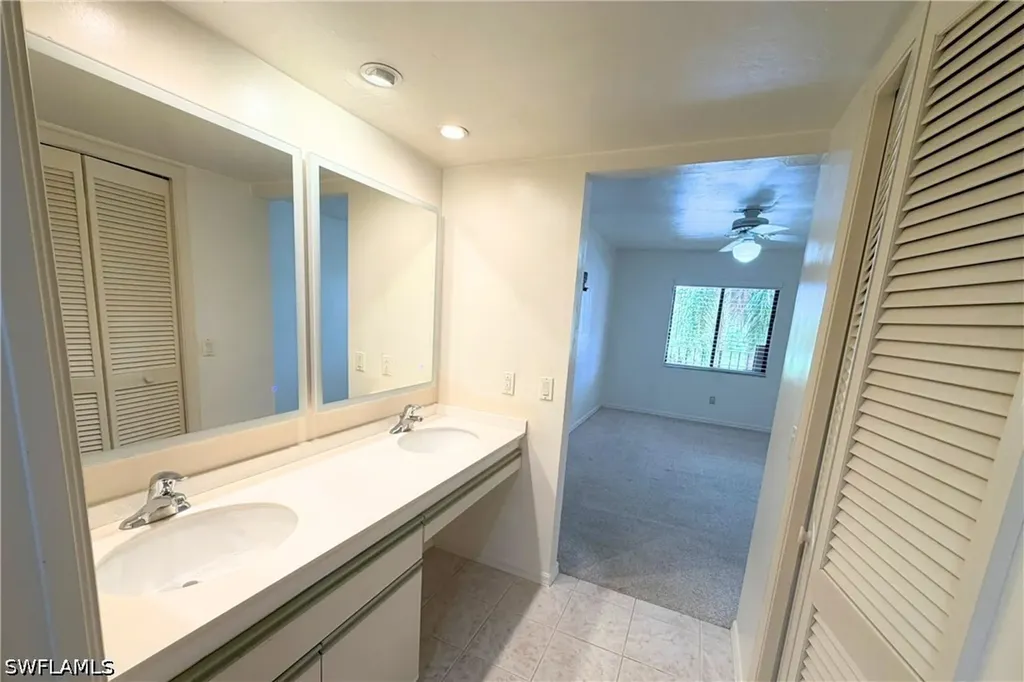 7360 Saint Ives Way Naples FL 34104