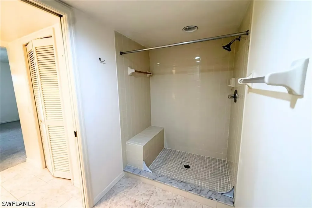 7360 Saint Ives Way Naples FL 34104