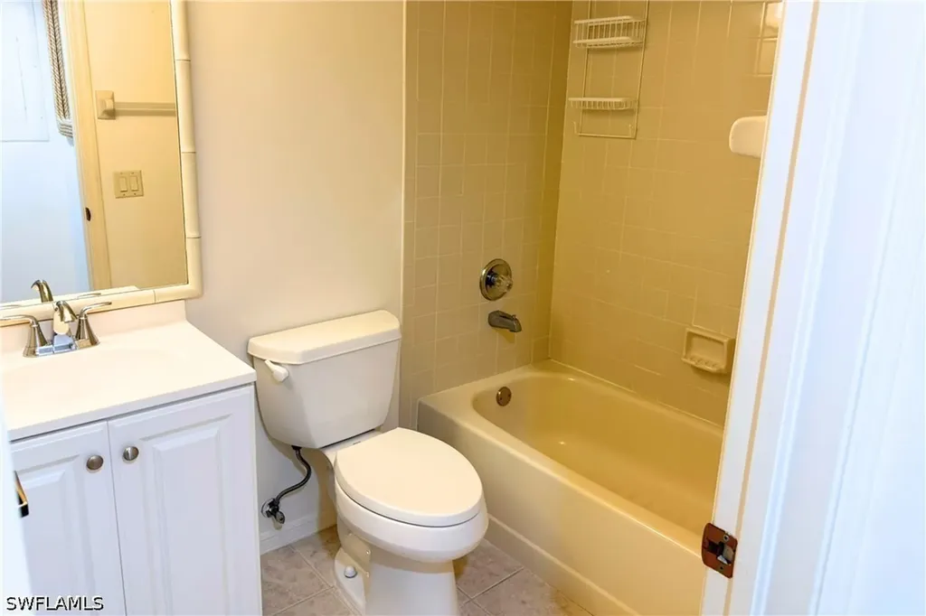 7360 Saint Ives Way Naples FL 34104