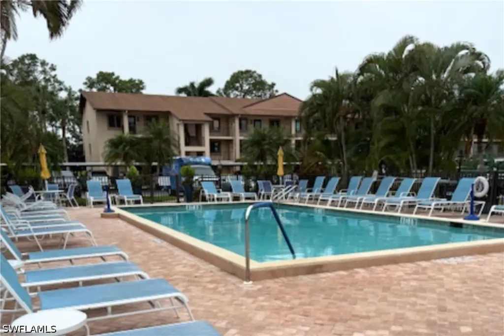 7360 Saint Ives Way Naples FL 34104