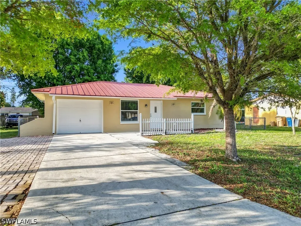 13426 1st Street Fort Myers FL 33905