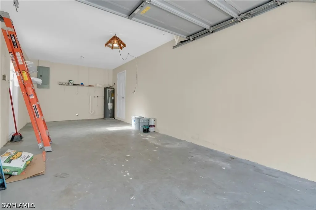 13426 1st Street Fort Myers FL 33905